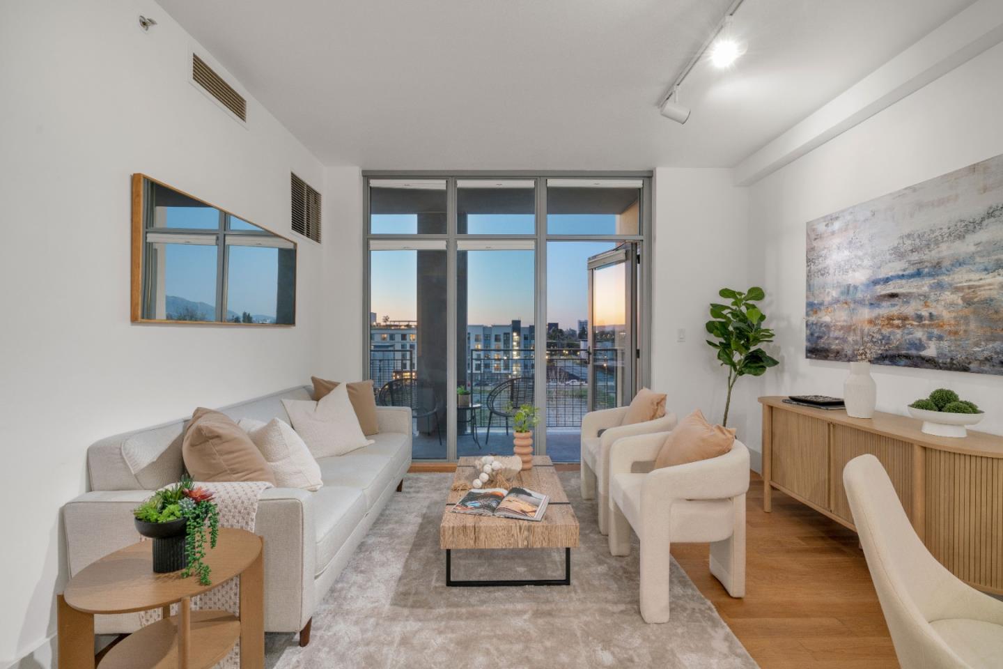 Detail Gallery Image 1 of 30 For 175 W Saint James St #607,  San Jose,  CA 95110 - 1 Beds | 1 Baths