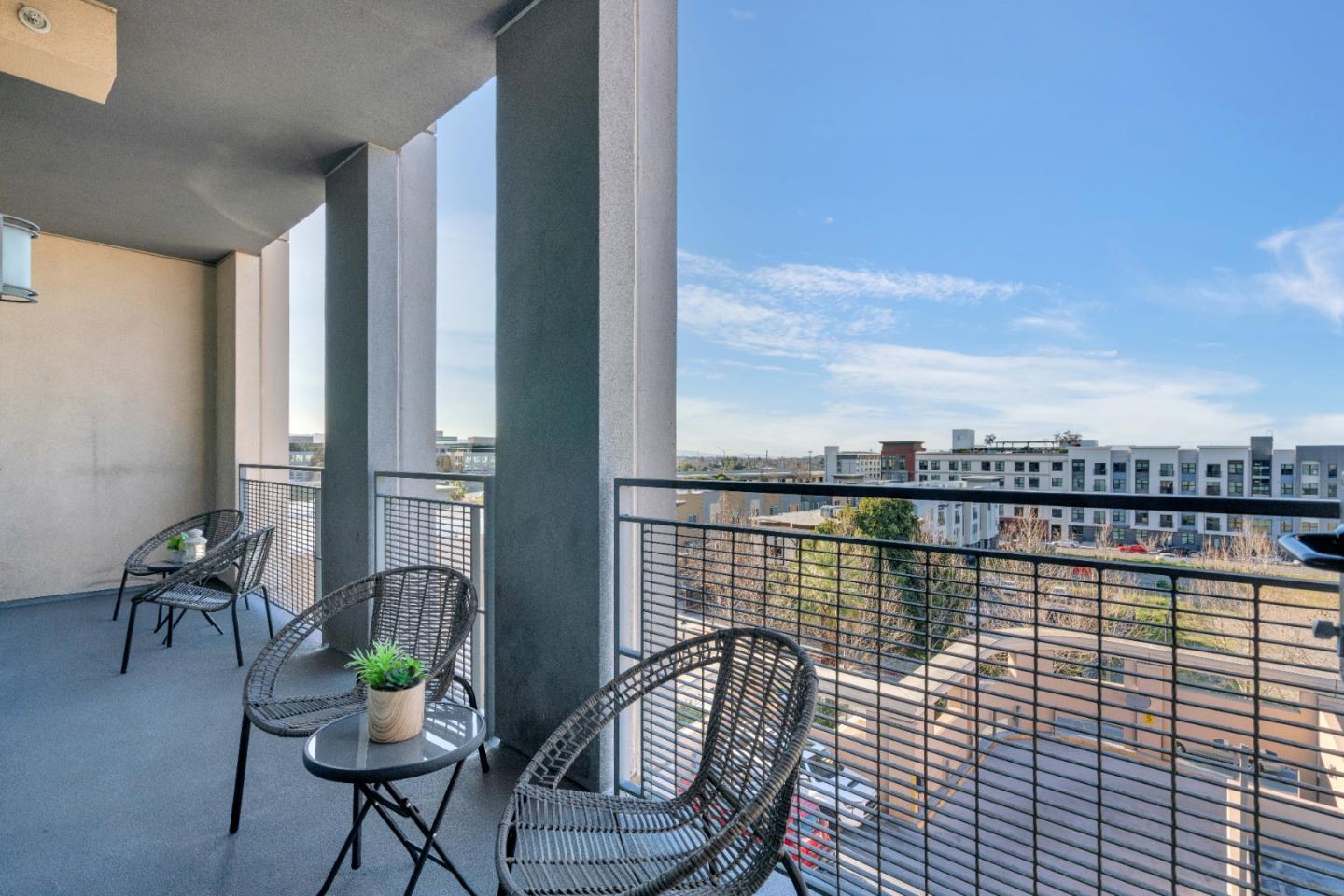 Detail Gallery Image 15 of 30 For 175 W Saint James St #607,  San Jose,  CA 95110 - 1 Beds | 1 Baths