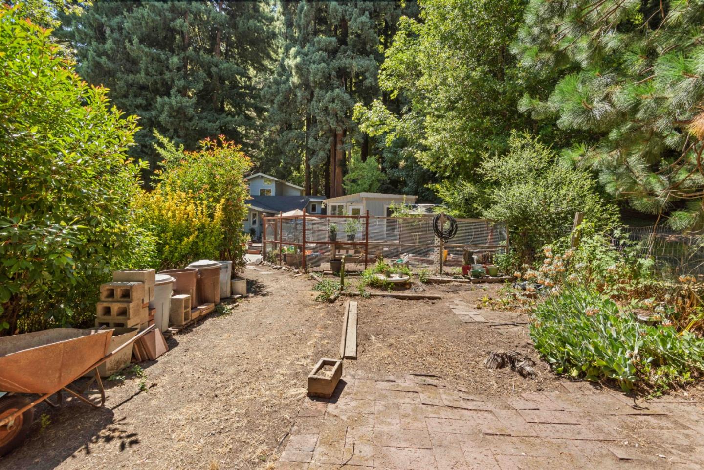 Detail Gallery Image 43 of 58 For 2510 Bean Creek Rd, Scotts Valley,  CA 95066 - 5 Beds | 3 Baths