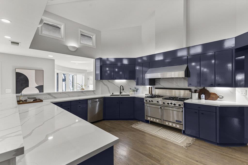 Detail Gallery Image 24 of 82 For 1621 El Sereno Ct, Los Altos,  CA 94024 - 3 Beds | 2/1 Baths