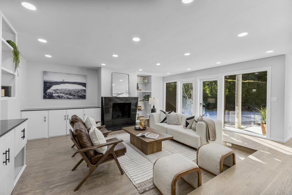 Detail Gallery Image 29 of 82 For 1621 El Sereno Ct, Los Altos,  CA 94024 - 3 Beds | 2/1 Baths