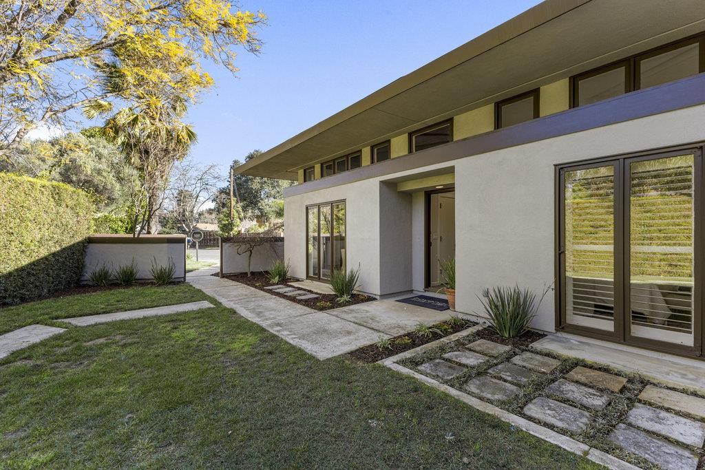 Detail Gallery Image 50 of 82 For 1621 El Sereno Ct, Los Altos,  CA 94024 - 3 Beds | 2/1 Baths