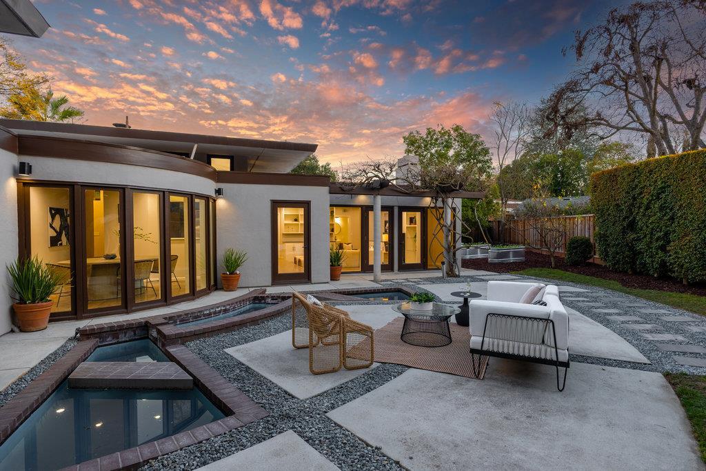 Detail Gallery Image 60 of 82 For 1621 El Sereno Ct, Los Altos,  CA 94024 - 3 Beds | 2/1 Baths