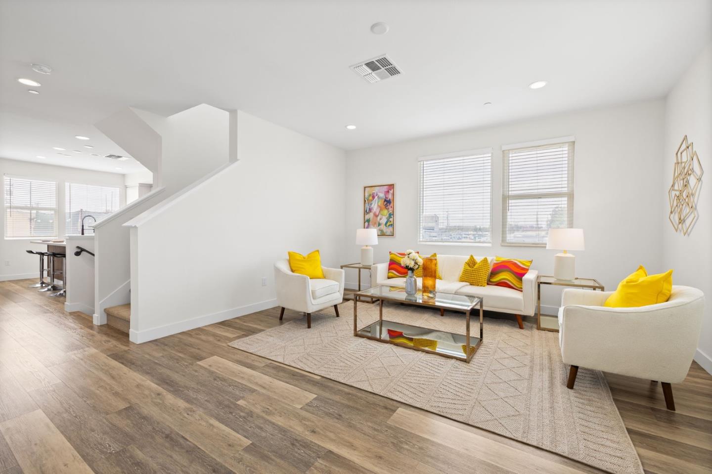 Detail Gallery Image 12 of 26 For 1307 Pullman Way, Oakland,  CA 94607 - 3 Beds | 2/1 Baths