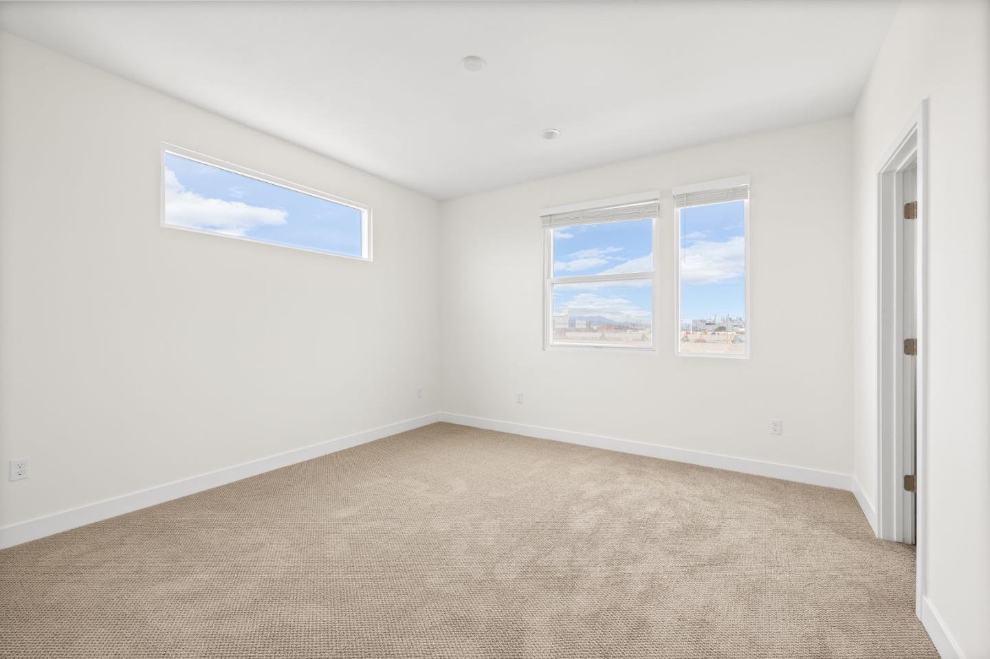Detail Gallery Image 22 of 26 For 1307 Pullman Way, Oakland,  CA 94607 - 3 Beds | 2/1 Baths