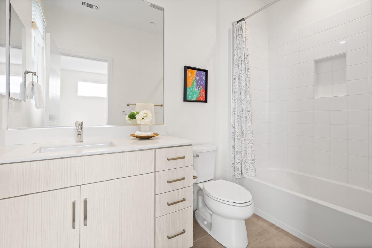 Detail Gallery Image 24 of 26 For 1307 Pullman Way, Oakland,  CA 94607 - 3 Beds | 2/1 Baths