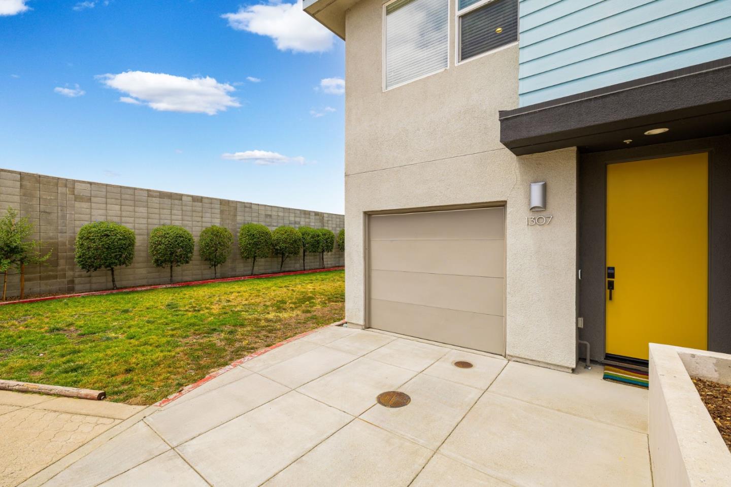 Detail Gallery Image 26 of 26 For 1307 Pullman Way, Oakland,  CA 94607 - 3 Beds | 2/1 Baths