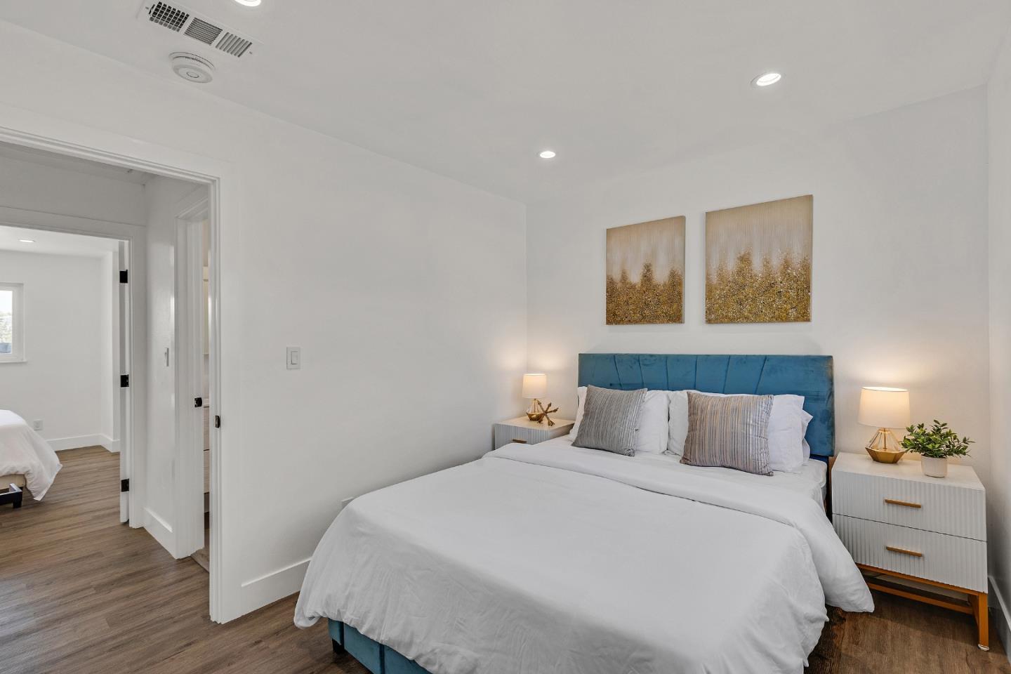 Detail Gallery Image 23 of 38 For 1104 Fassler Ave, Pacifica,  CA 94044 - 4 Beds | 2 Baths