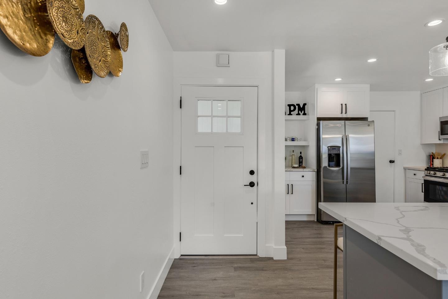 Detail Gallery Image 8 of 38 For 1104 Fassler Ave, Pacifica,  CA 94044 - 4 Beds | 2 Baths