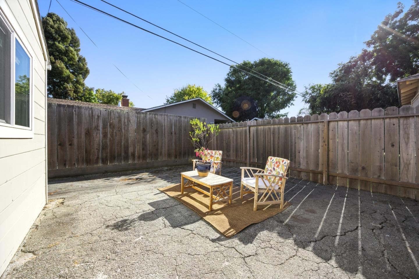 Detail Gallery Image 22 of 22 For 1097 10th Ave, Redwood City,  CA 94063 - 3 Beds | 1 Baths
