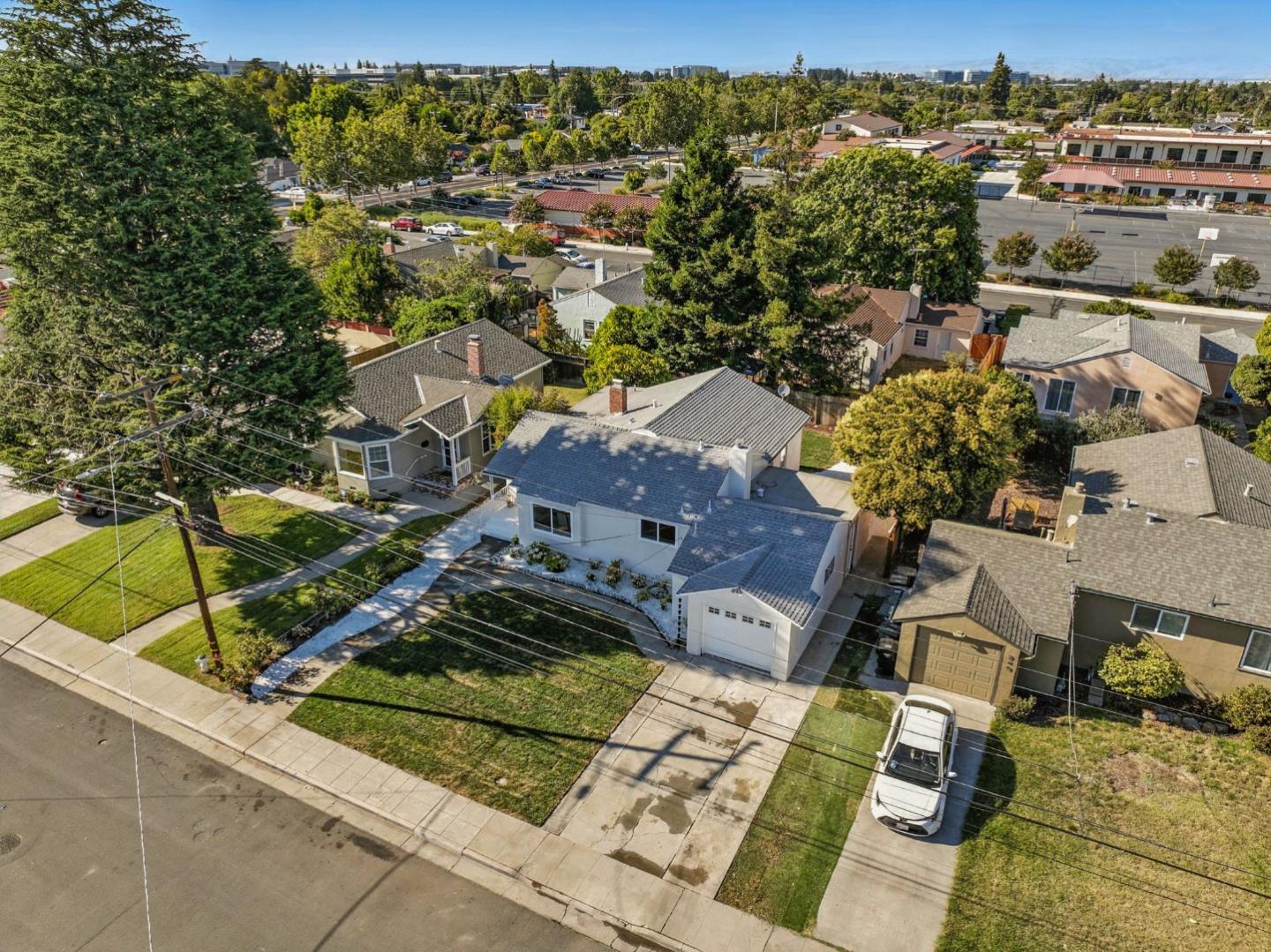 Detail Gallery Image 34 of 35 For 241 E Taylor Ave, Sunnyvale,  CA 94085 - 3 Beds | 2 Baths