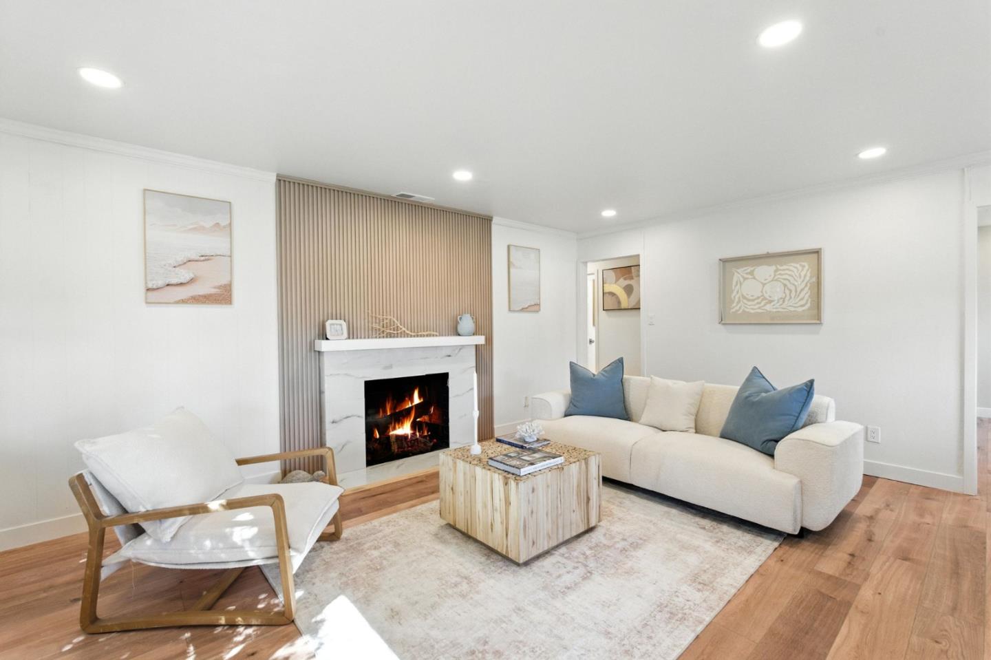 Detail Gallery Image 5 of 35 For 241 E Taylor Ave, Sunnyvale,  CA 94085 - 3 Beds | 2 Baths