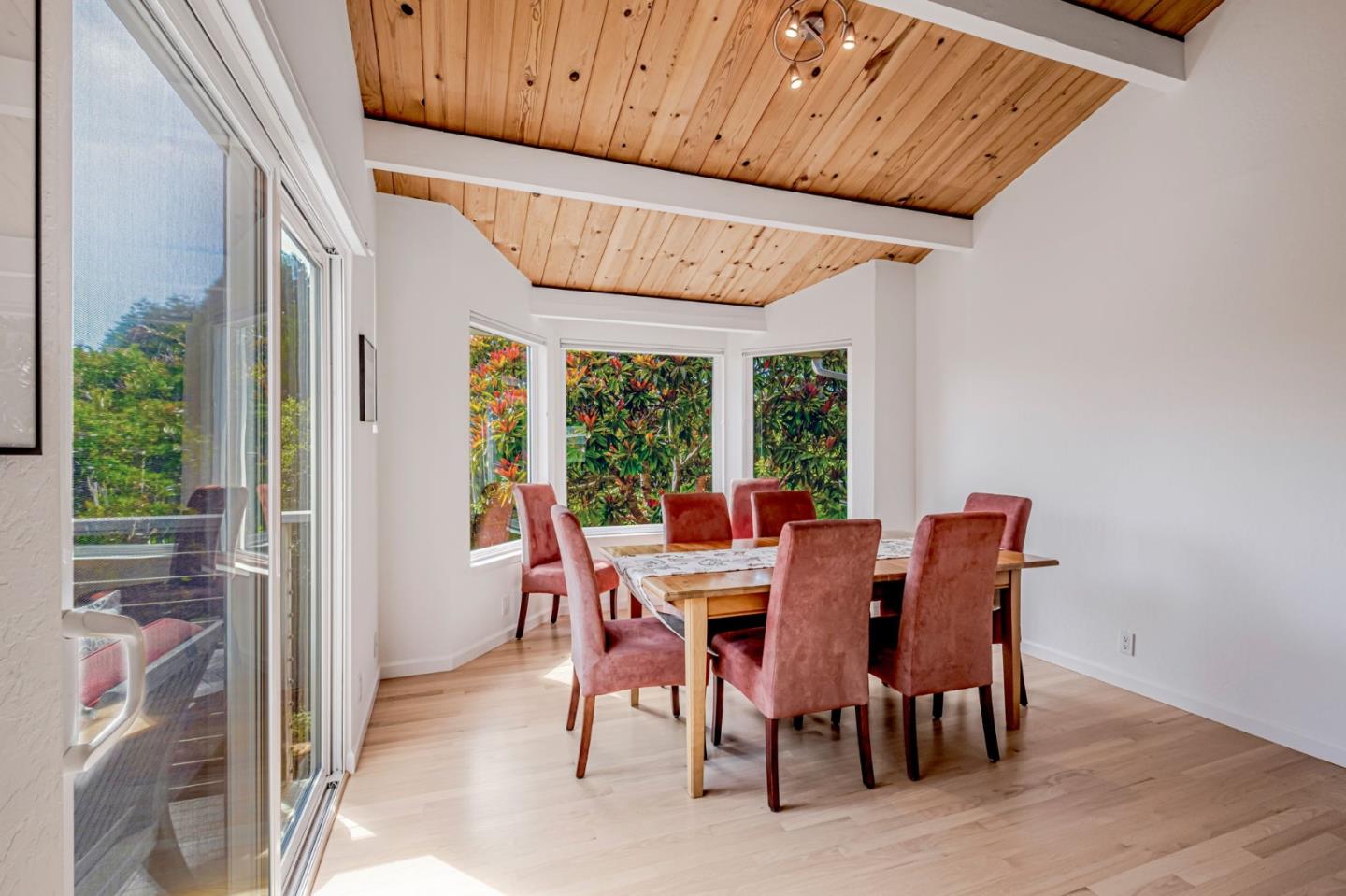 Detail Gallery Image 11 of 43 For 155 Farallon Ct, Aptos,  CA 95003 - 4 Beds | 3 Baths