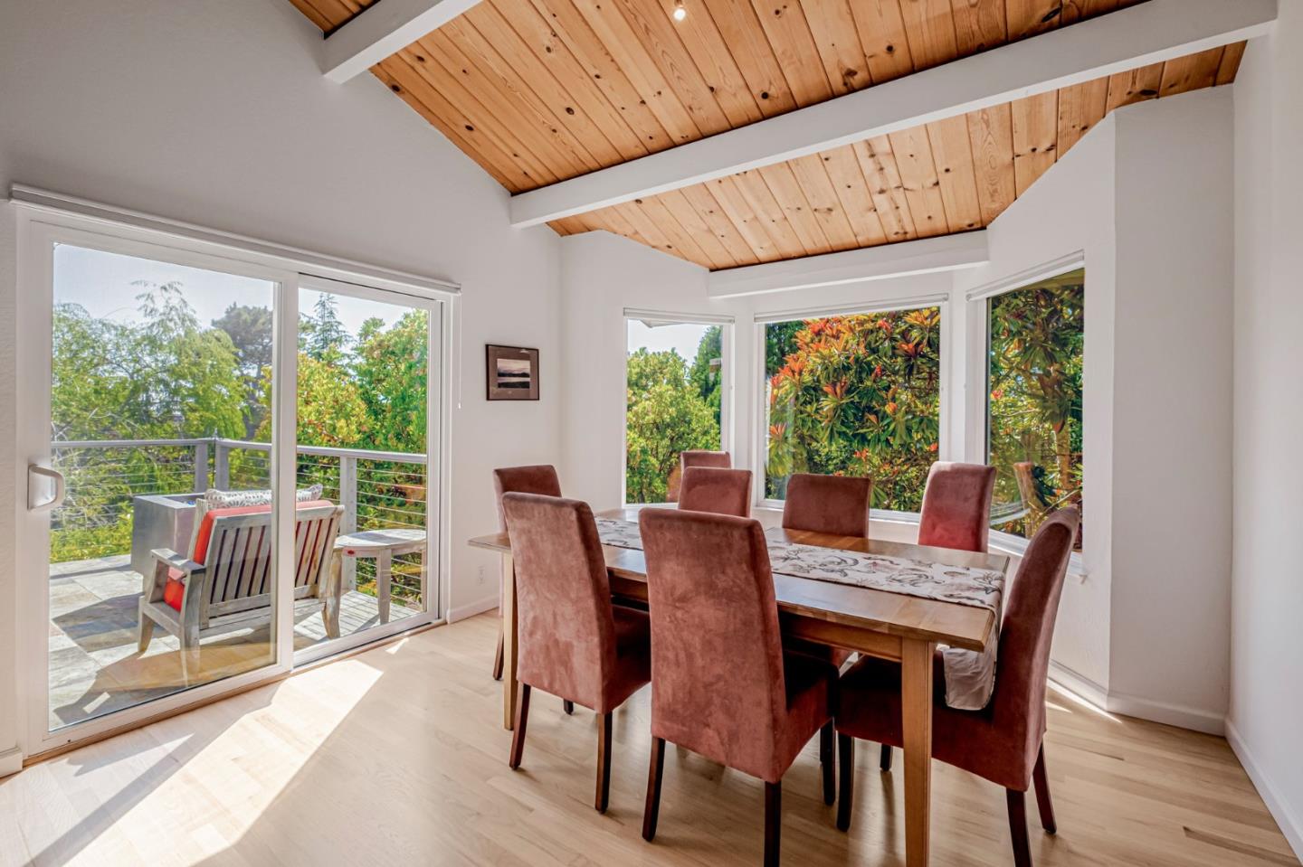 Detail Gallery Image 12 of 43 For 155 Farallon Ct, Aptos,  CA 95003 - 4 Beds | 3 Baths