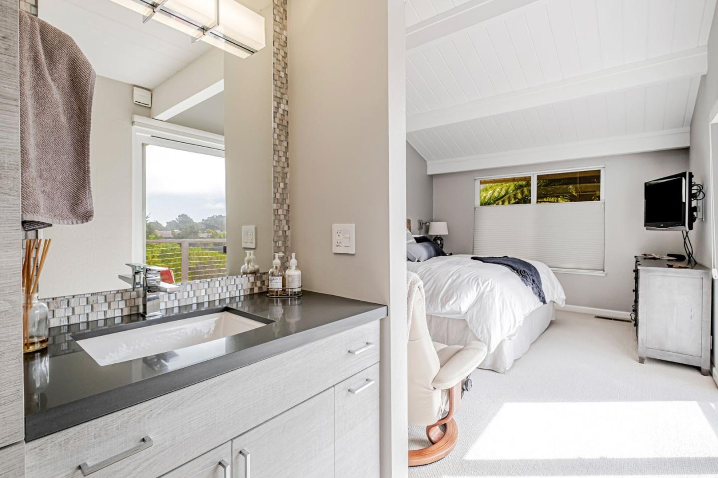 Detail Gallery Image 26 of 43 For 155 Farallon Ct, Aptos,  CA 95003 - 4 Beds | 3 Baths