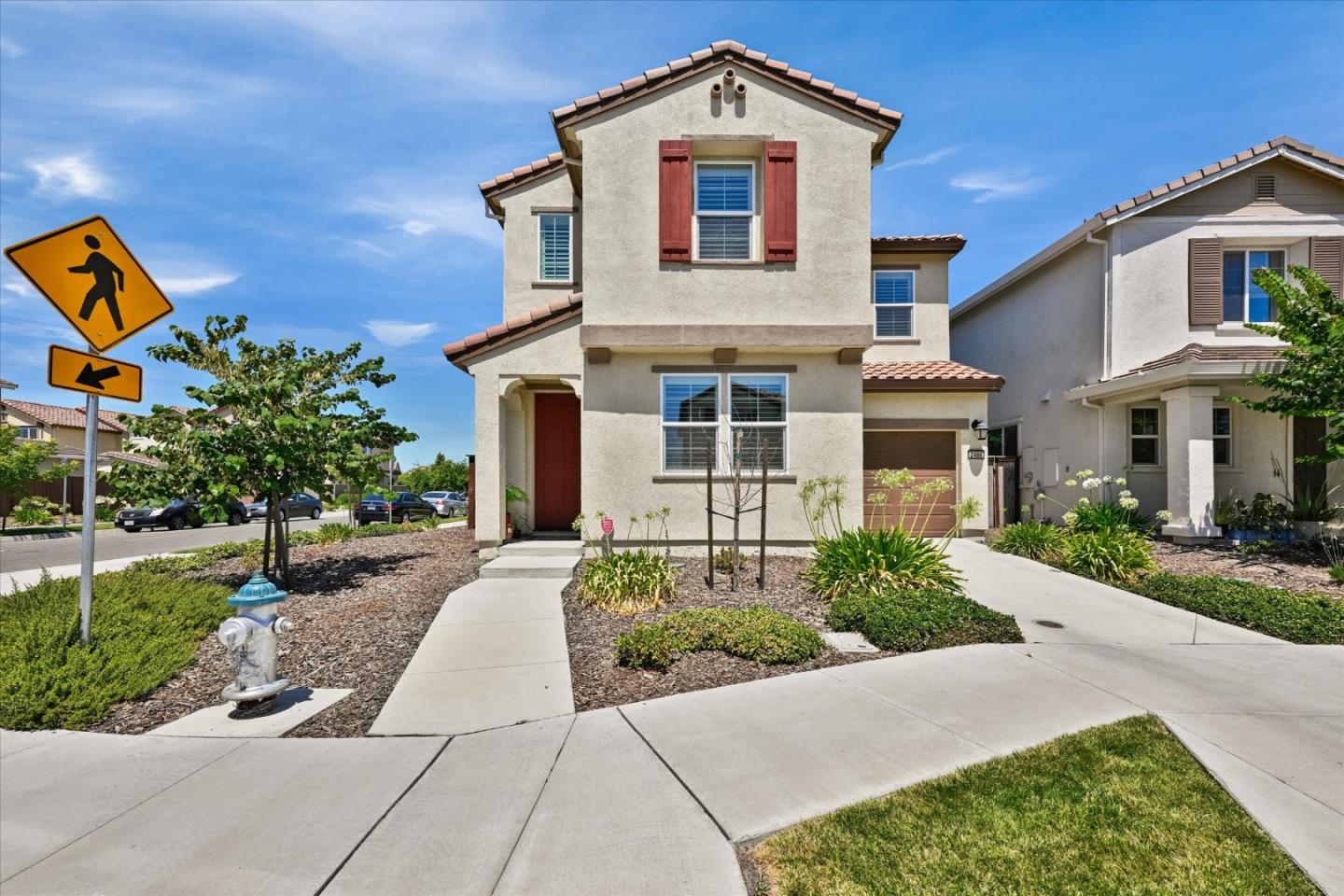 Detail Gallery Image 1 of 58 For 2466 Buzz Aldrin Way, Sacramento,  CA 95834 - 4 Beds | 3 Baths