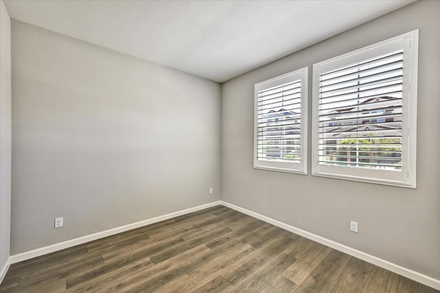 Detail Gallery Image 18 of 58 For 2466 Buzz Aldrin Way, Sacramento,  CA 95834 - 4 Beds | 3 Baths