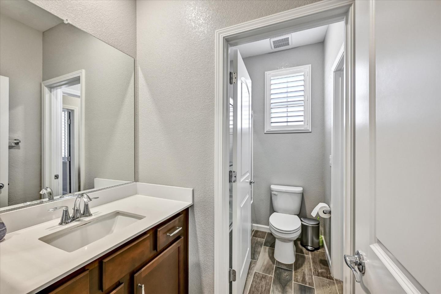 Detail Gallery Image 22 of 58 For 2466 Buzz Aldrin Way, Sacramento,  CA 95834 - 4 Beds | 3 Baths