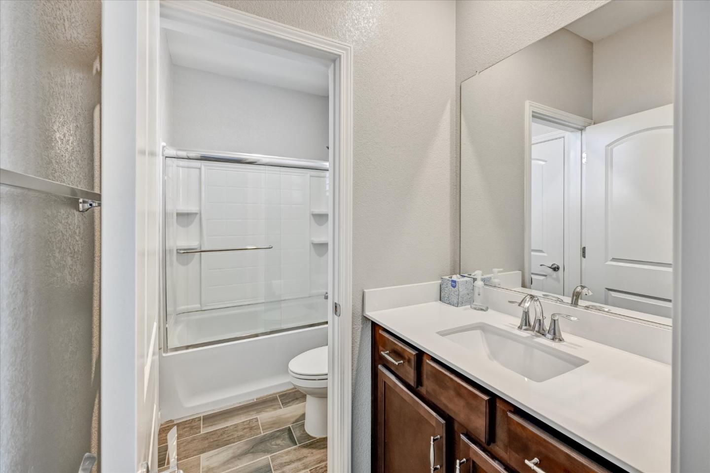 Detail Gallery Image 25 of 58 For 2466 Buzz Aldrin Way, Sacramento,  CA 95834 - 4 Beds | 3 Baths