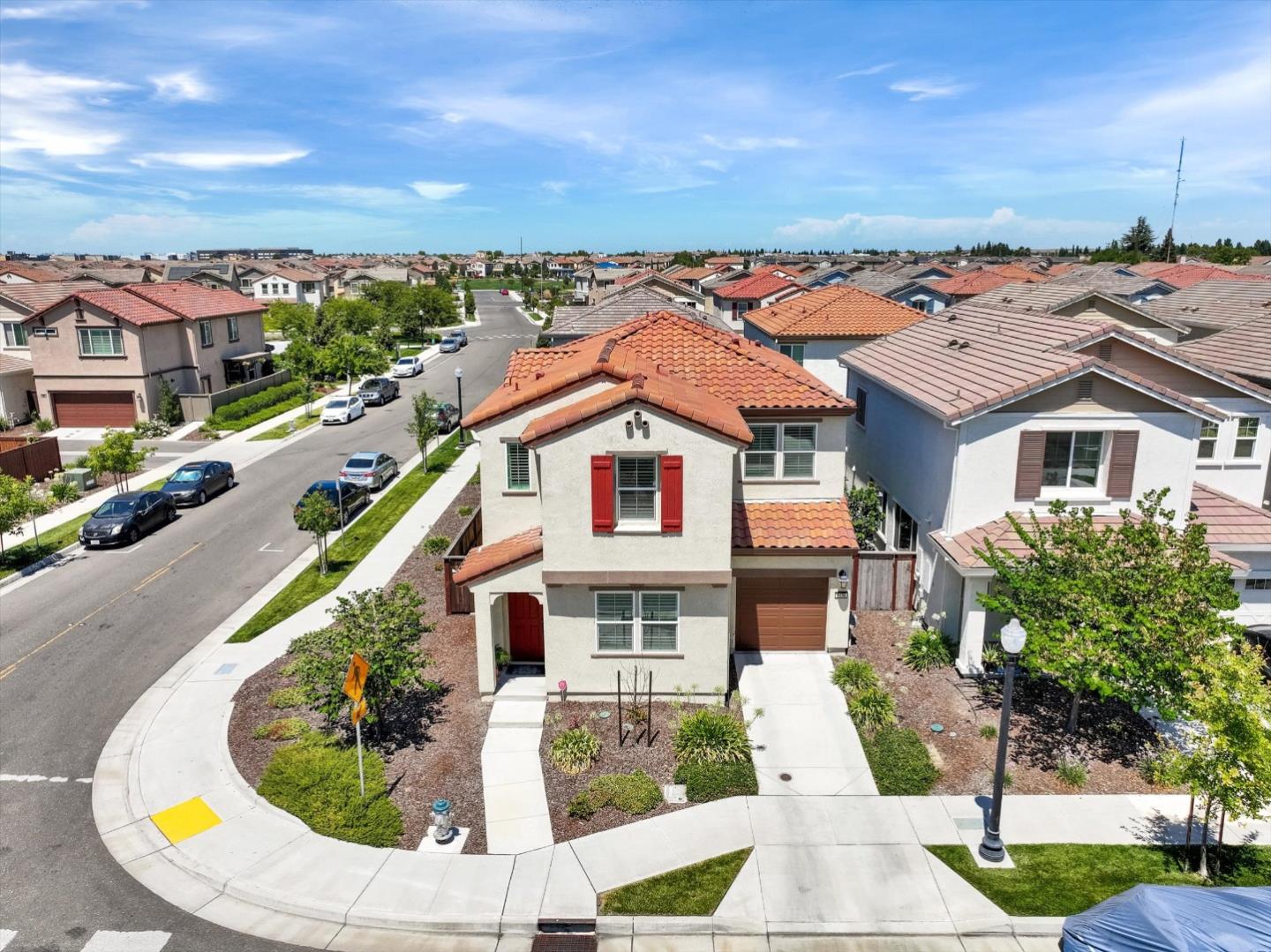 Detail Gallery Image 58 of 58 For 2466 Buzz Aldrin Way, Sacramento,  CA 95834 - 4 Beds | 3 Baths