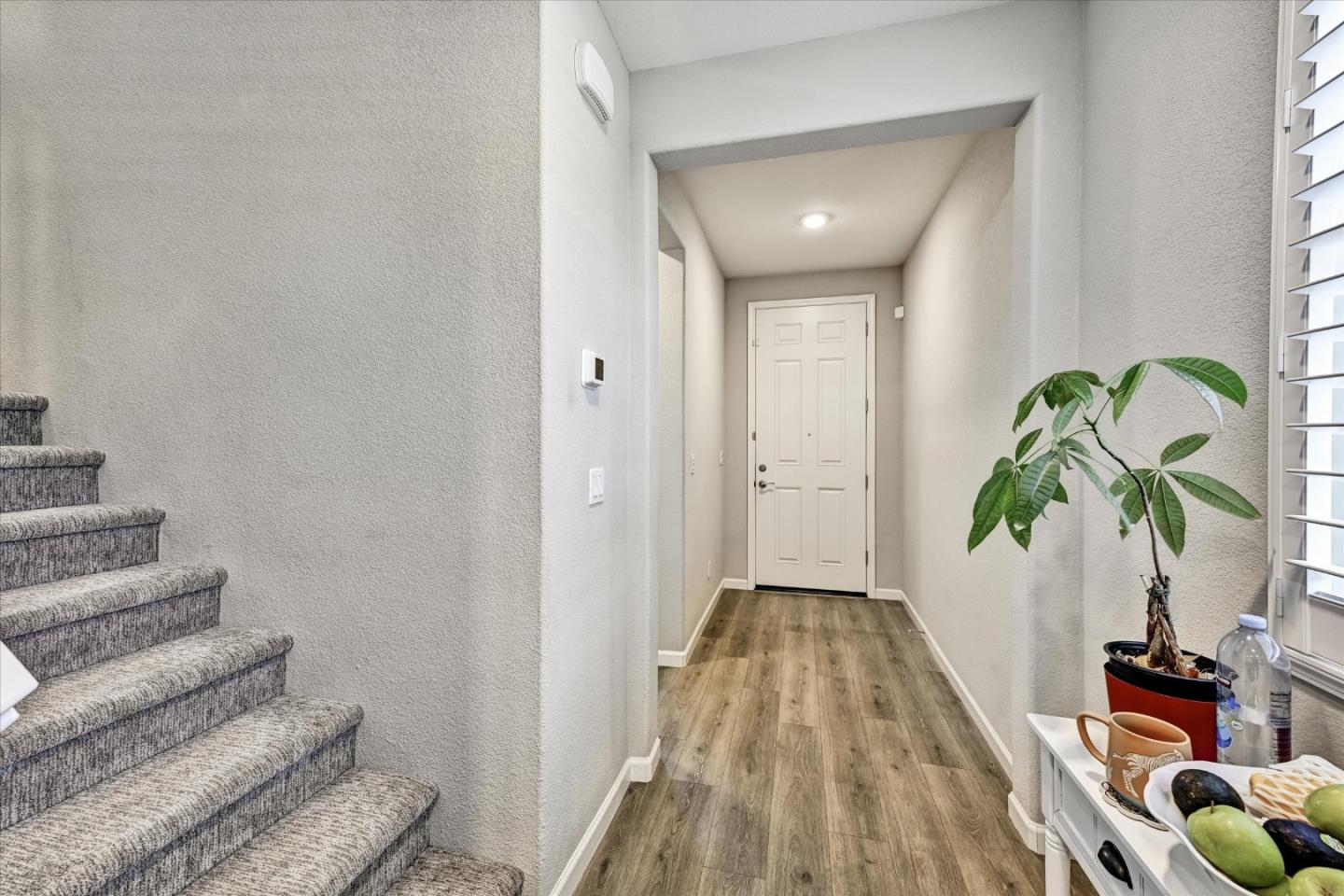 Detail Gallery Image 7 of 58 For 2466 Buzz Aldrin Way, Sacramento,  CA 95834 - 4 Beds | 3 Baths