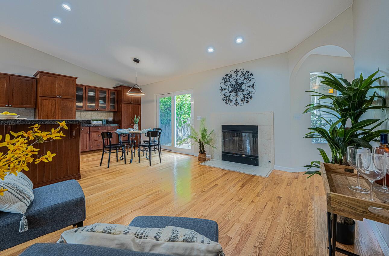 Detail Gallery Image 18 of 40 For 361 Hannon Ave, Monterey,  CA 93940 - 3 Beds | 2 Baths