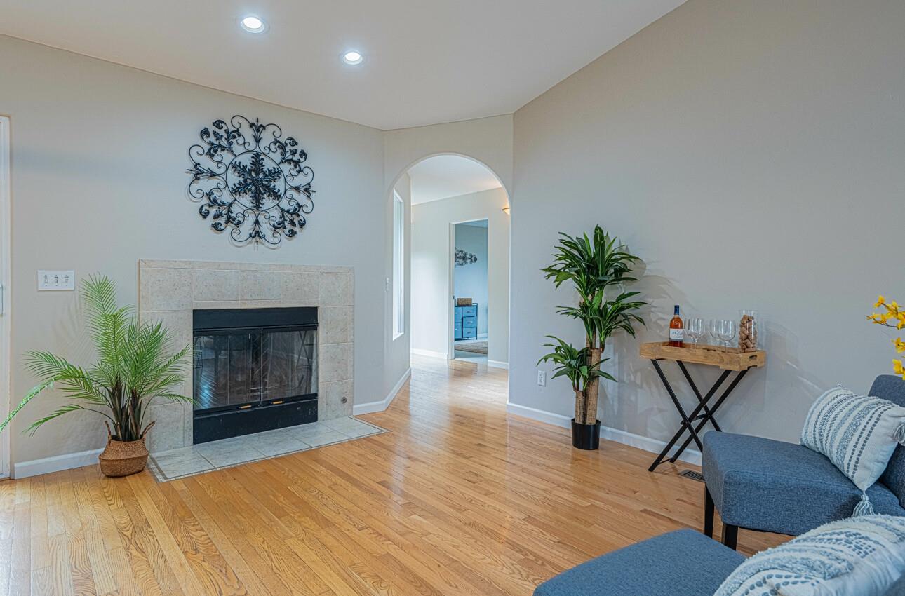 Detail Gallery Image 19 of 40 For 361 Hannon Ave, Monterey,  CA 93940 - 3 Beds | 2 Baths