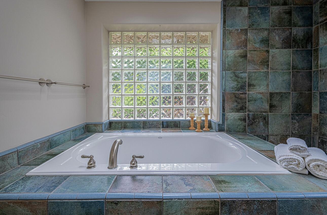 Detail Gallery Image 34 of 40 For 361 Hannon Ave, Monterey,  CA 93940 - 3 Beds | 2 Baths