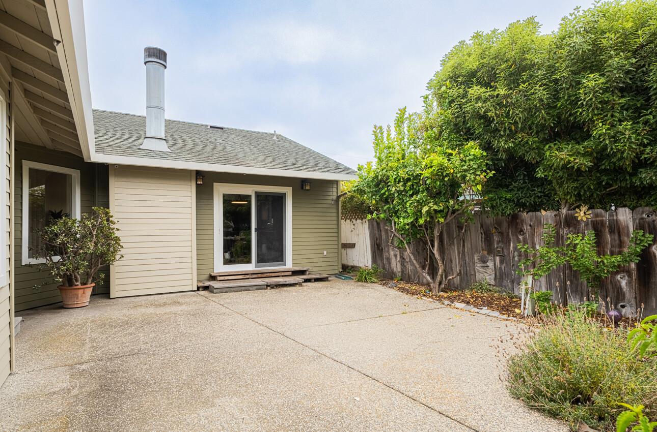 Detail Gallery Image 36 of 40 For 361 Hannon Ave, Monterey,  CA 93940 - 3 Beds | 2 Baths