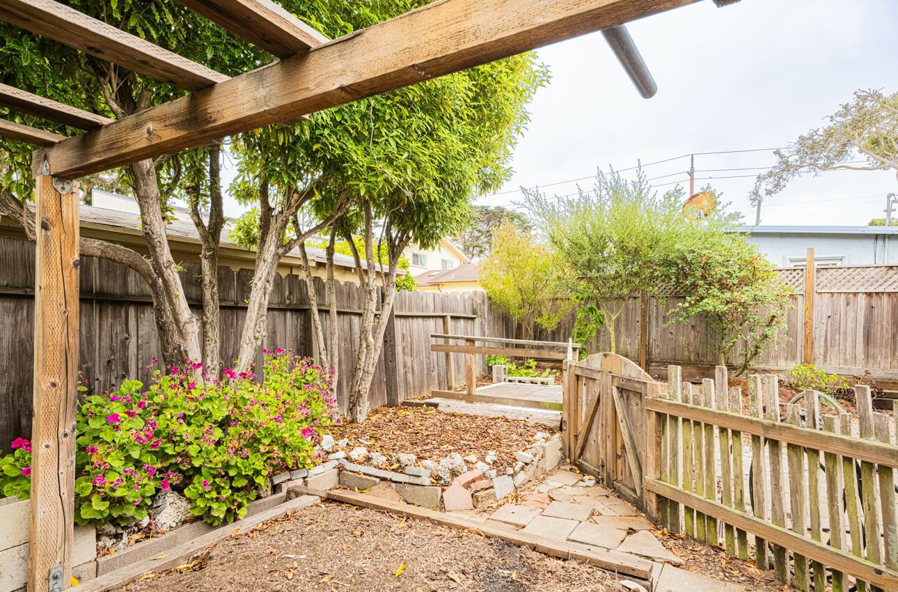 Detail Gallery Image 38 of 40 For 361 Hannon Ave, Monterey,  CA 93940 - 3 Beds | 2 Baths
