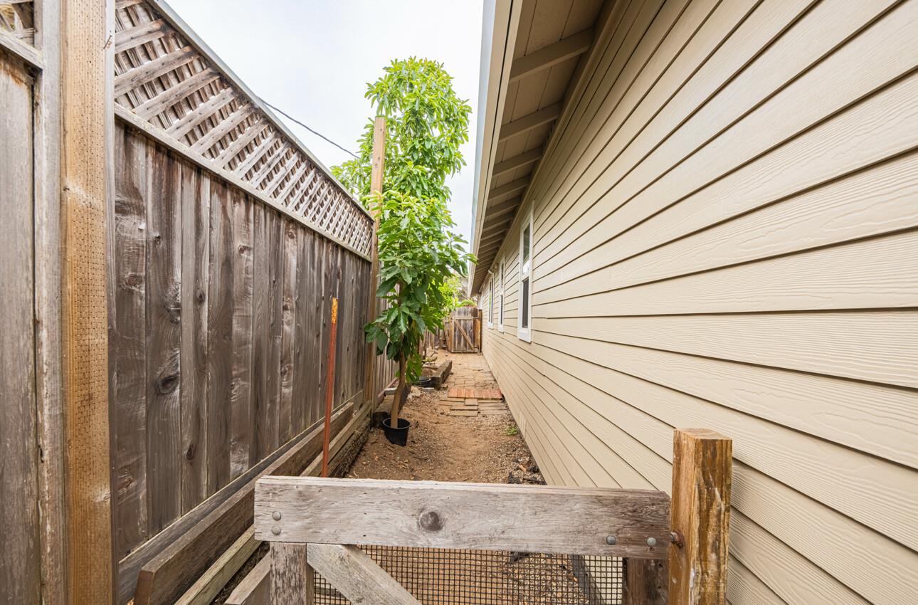 Detail Gallery Image 40 of 40 For 361 Hannon Ave, Monterey,  CA 93940 - 3 Beds | 2 Baths