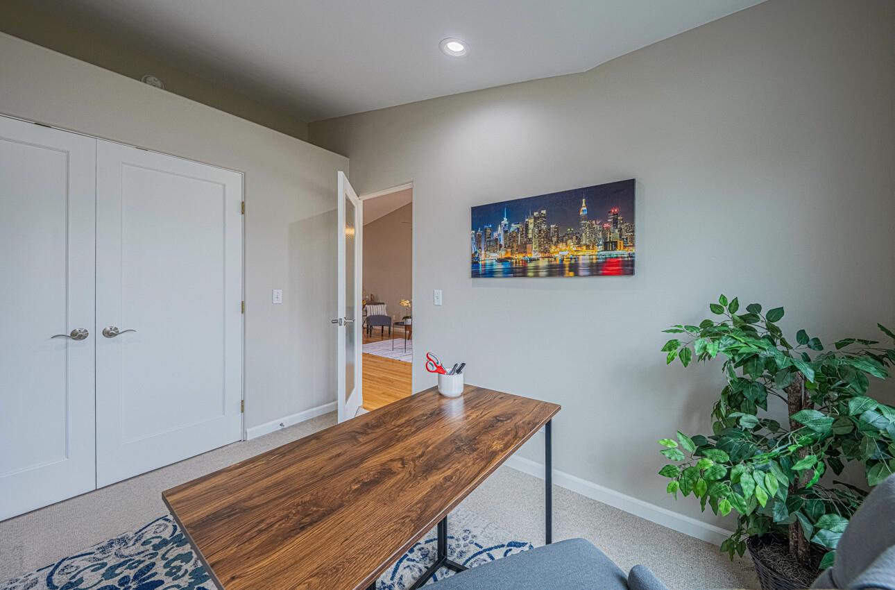 Detail Gallery Image 7 of 40 For 361 Hannon Ave, Monterey,  CA 93940 - 3 Beds | 2 Baths