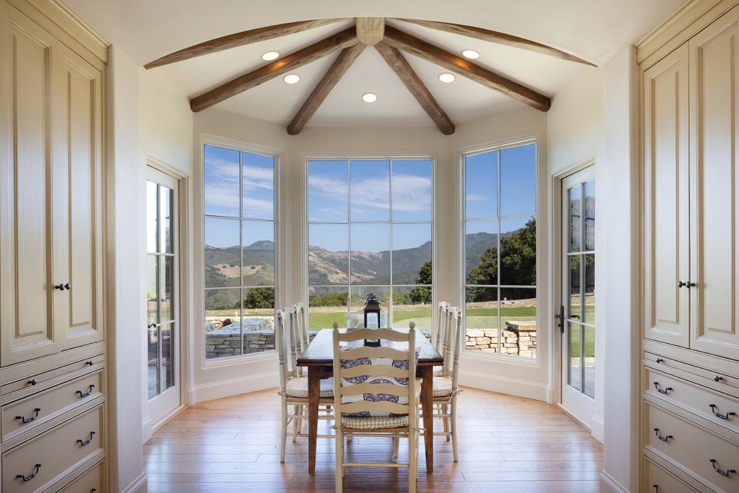 Detail Gallery Image 11 of 46 For 13 Rancho San Carlos Rd, Carmel Valley,  CA 93923 - 5 Beds | 4/1 Baths