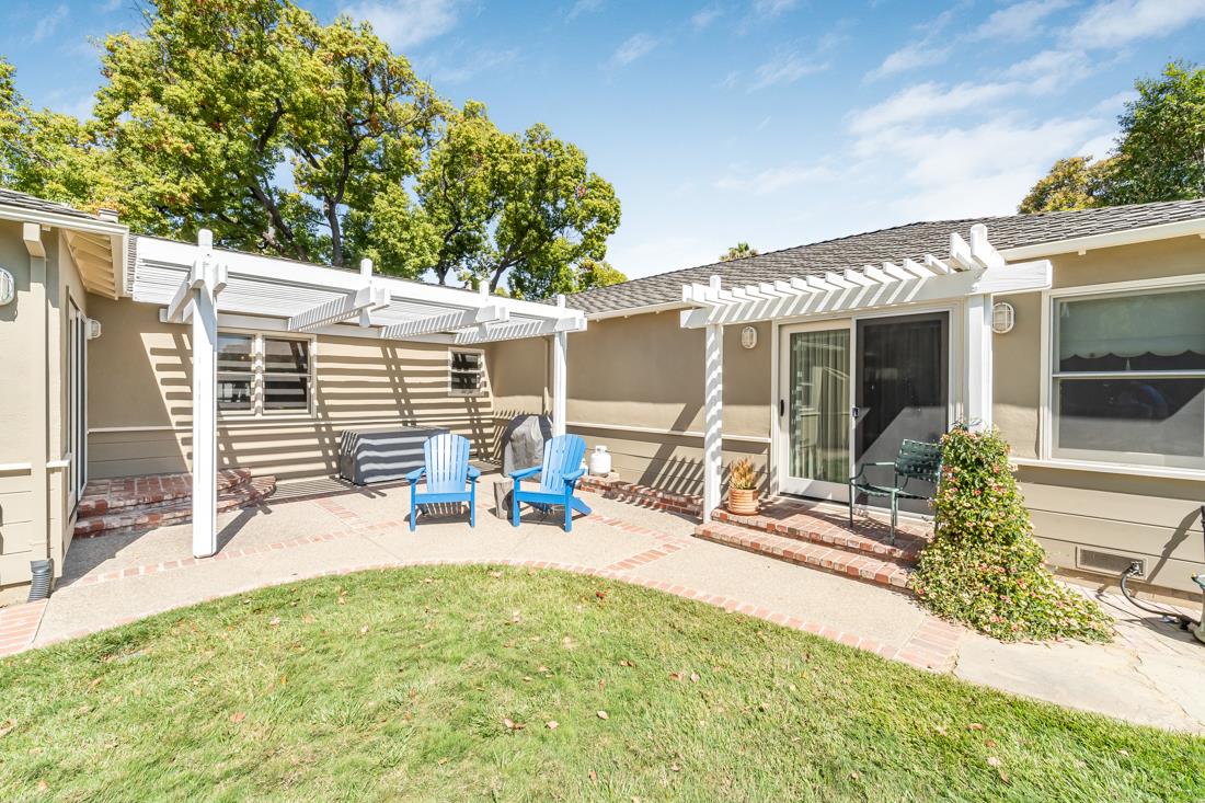 Detail Gallery Image 23 of 28 For 424 S Genevieve Ln, San Jose,  CA 95128 - 3 Beds | 2 Baths