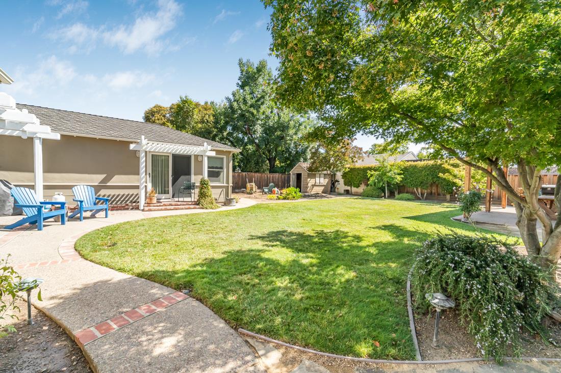 Detail Gallery Image 24 of 28 For 424 S Genevieve Ln, San Jose,  CA 95128 - 3 Beds | 2 Baths