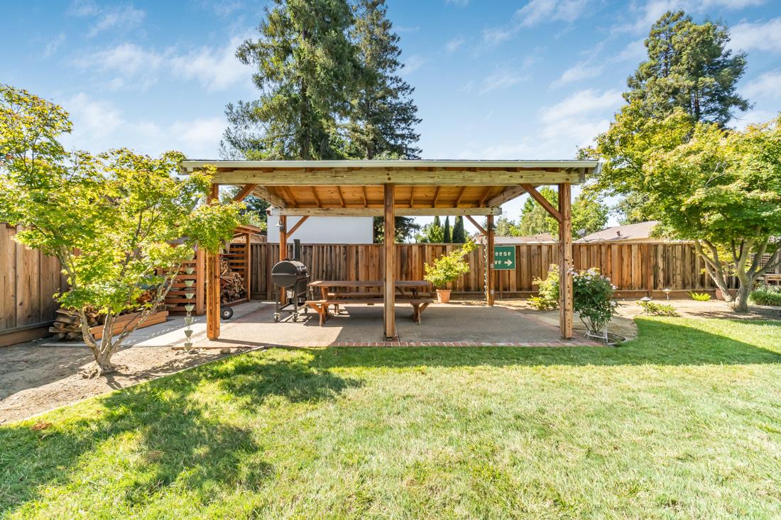 Detail Gallery Image 26 of 28 For 424 S Genevieve Ln, San Jose,  CA 95128 - 3 Beds | 2 Baths