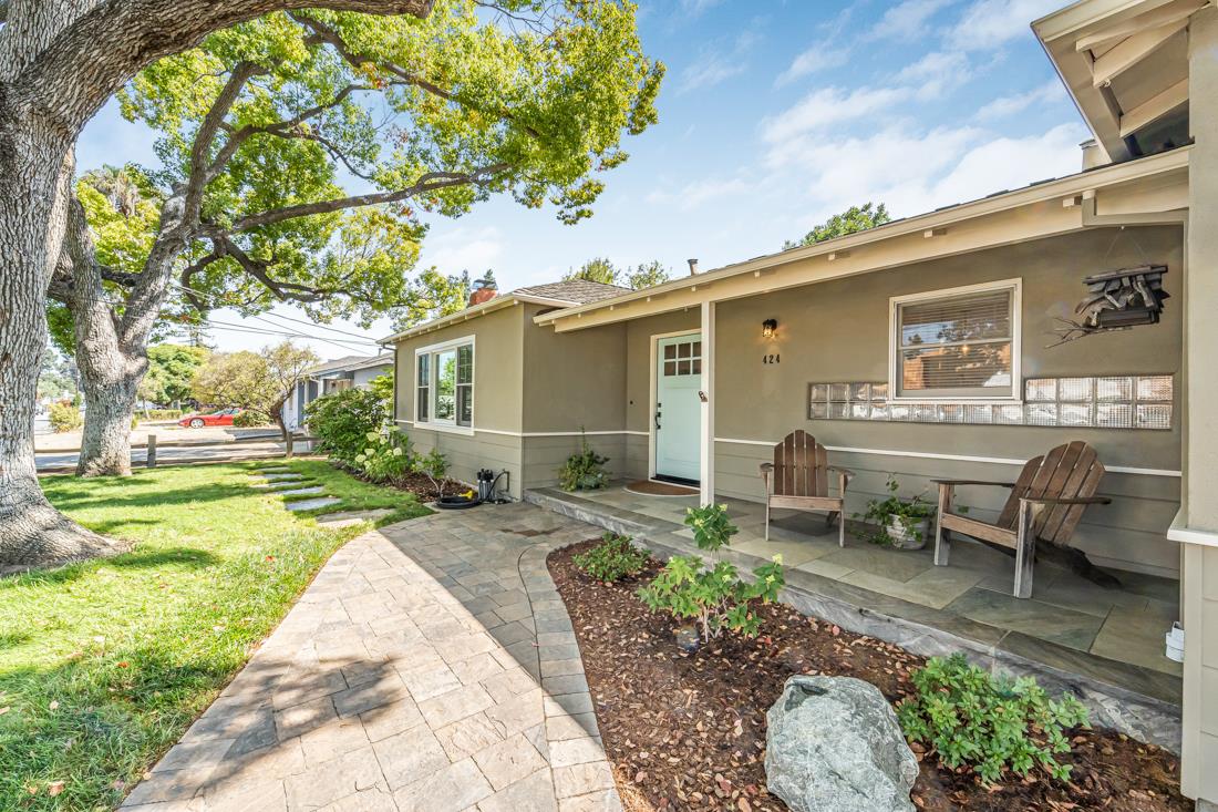 Detail Gallery Image 3 of 28 For 424 S Genevieve Ln, San Jose,  CA 95128 - 3 Beds | 2 Baths