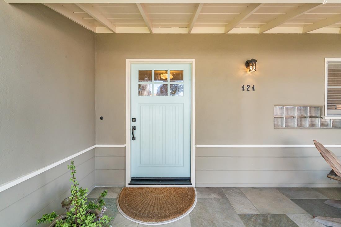 Detail Gallery Image 4 of 28 For 424 S Genevieve Ln, San Jose,  CA 95128 - 3 Beds | 2 Baths