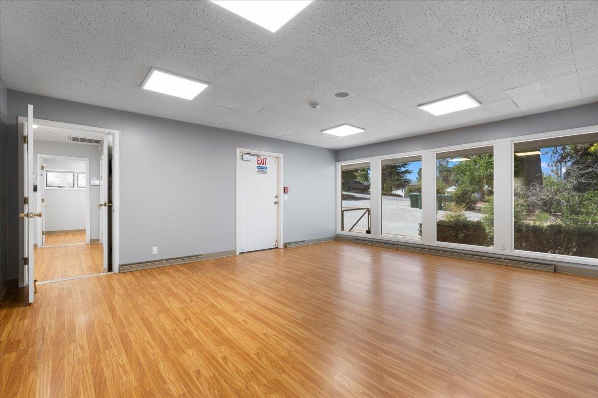 Detail Gallery Image 10 of 71 For 136 Glasson Way, Grass Valley,  CA 95945 - – Beds | – Baths