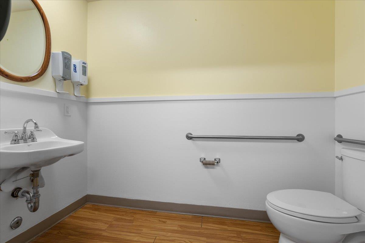 Detail Gallery Image 16 of 71 For 136 Glasson Way, Grass Valley,  CA 95945 - – Beds | – Baths
