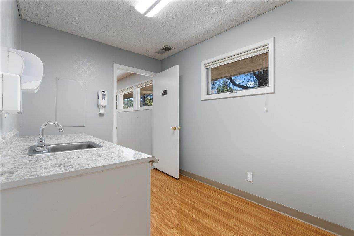 Detail Gallery Image 19 of 71 For 136 Glasson Way, Grass Valley,  CA 95945 - – Beds | – Baths