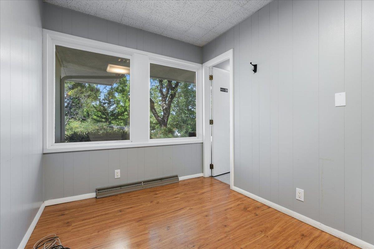 Detail Gallery Image 29 of 71 For 136 Glasson Way, Grass Valley,  CA 95945 - – Beds | – Baths