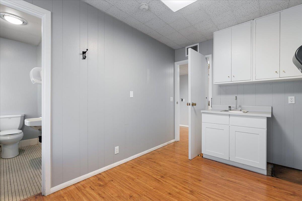 Detail Gallery Image 30 of 71 For 136 Glasson Way, Grass Valley,  CA 95945 - – Beds | – Baths