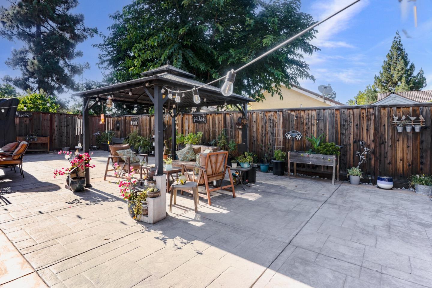 Detail Gallery Image 30 of 35 For 4234 Rosenbaum Ave, San Jose,  CA 95136 - 4 Beds | 2/1 Baths