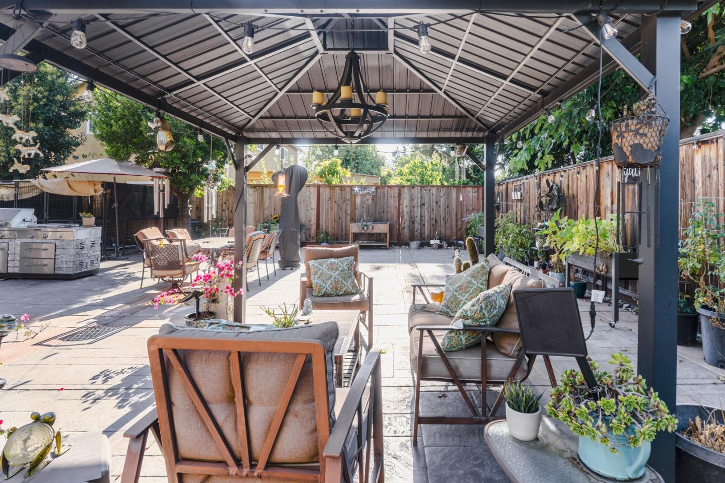 Detail Gallery Image 32 of 35 For 4234 Rosenbaum Ave, San Jose,  CA 95136 - 4 Beds | 2/1 Baths