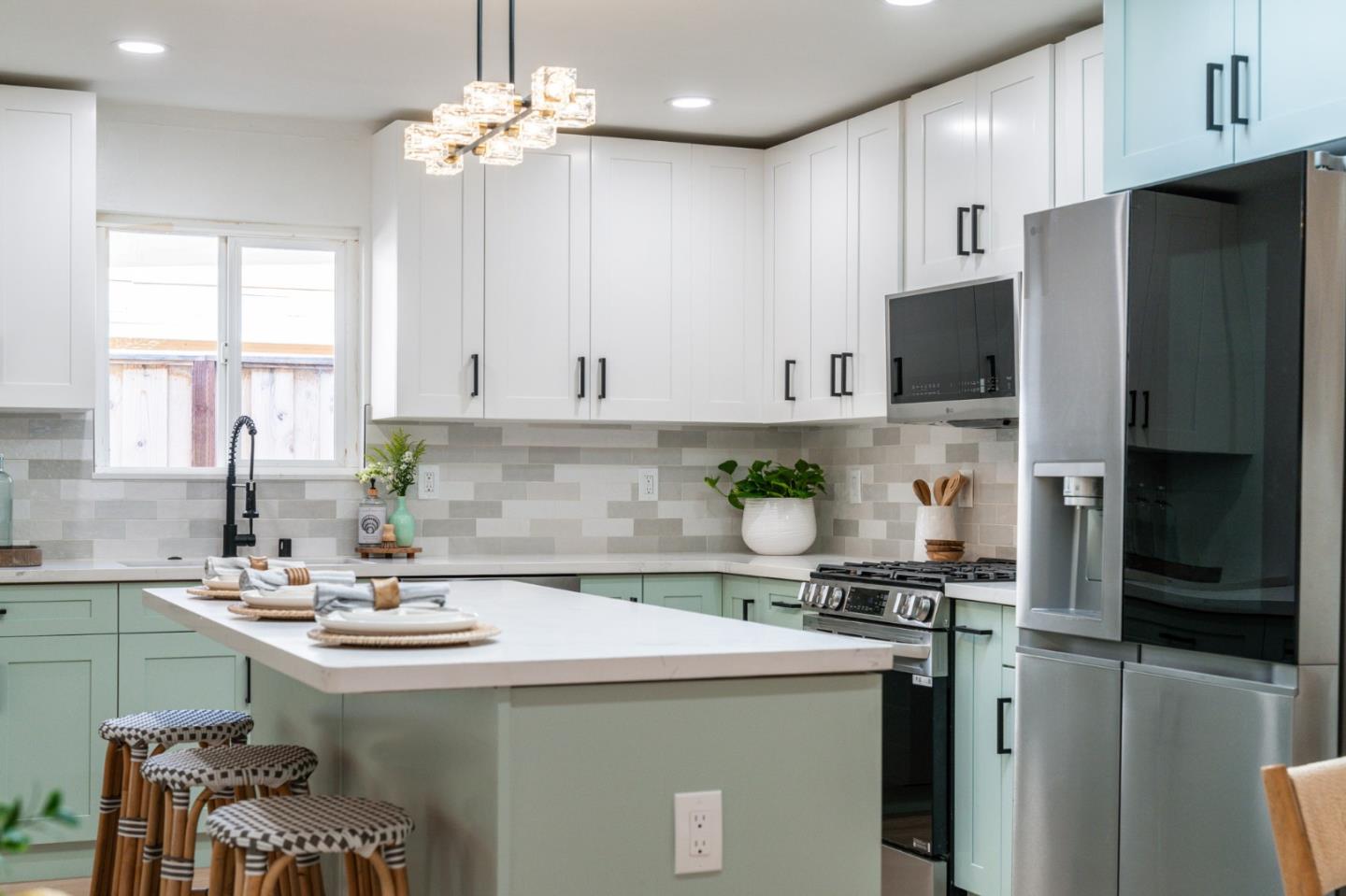 Detail Gallery Image 23 of 69 For 506 Bayview Dr, Aptos,  CA 95003 - 3 Beds | 2 Baths