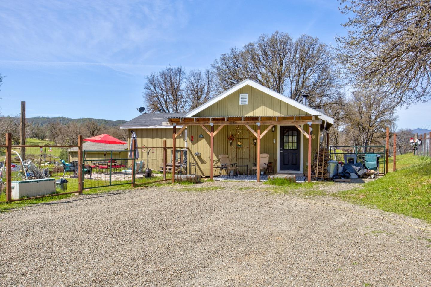 Detail Gallery Image 2 of 41 For 44500 San Antonio Valley Rd, San Jose,  CA 95140 - 2 Beds | 1 Baths