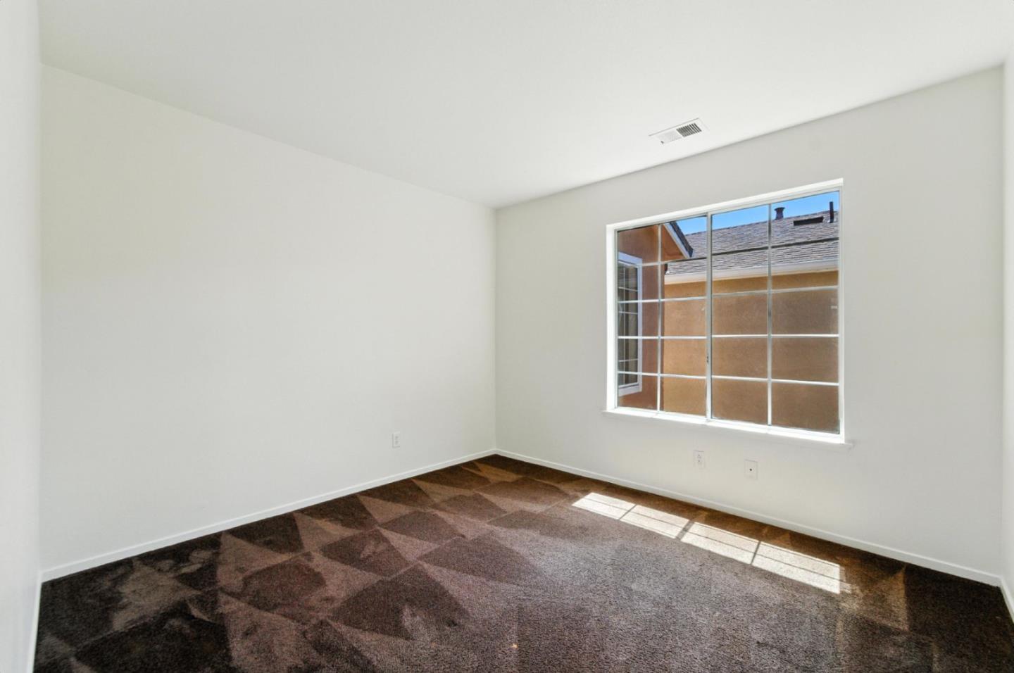 Detail Gallery Image 24 of 32 For 1417 Firestone Loop, San Jose,  CA 95116 - 3 Beds | 2/1 Baths