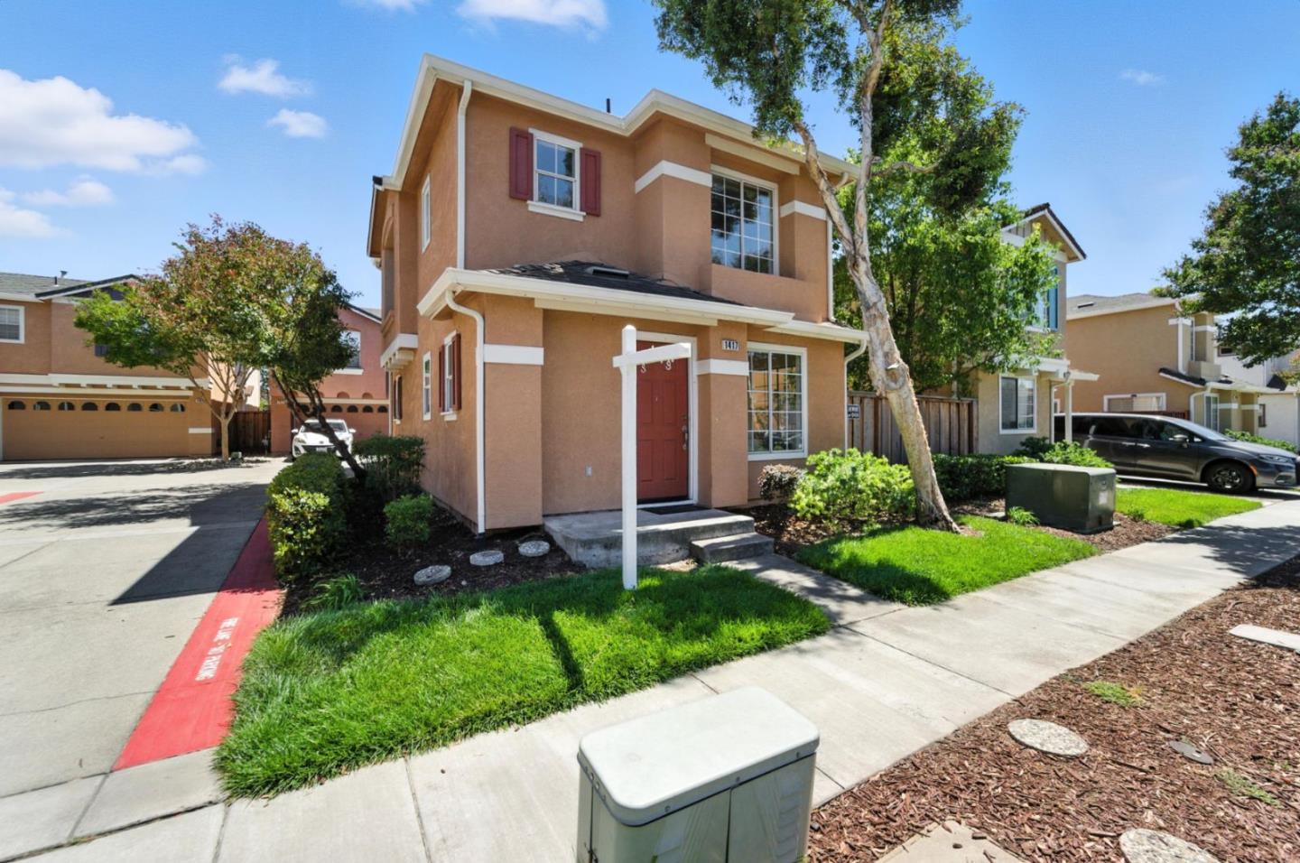 Detail Gallery Image 31 of 32 For 1417 Firestone Loop, San Jose,  CA 95116 - 3 Beds | 2/1 Baths