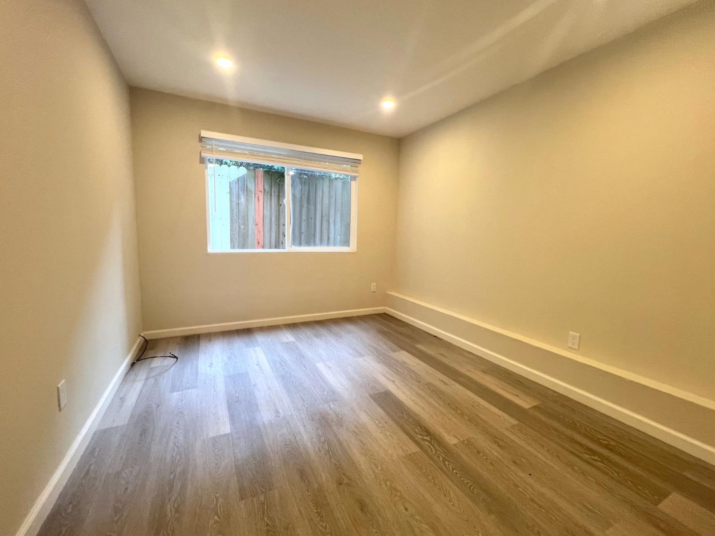 Detail Gallery Image 4 of 9 For 65 Lausanne Ave, Daly City,  CA 94014 - 1 Beds | 1 Baths